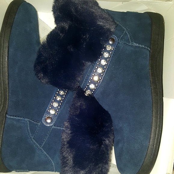 COPY - Boots - Picture 3 of 7